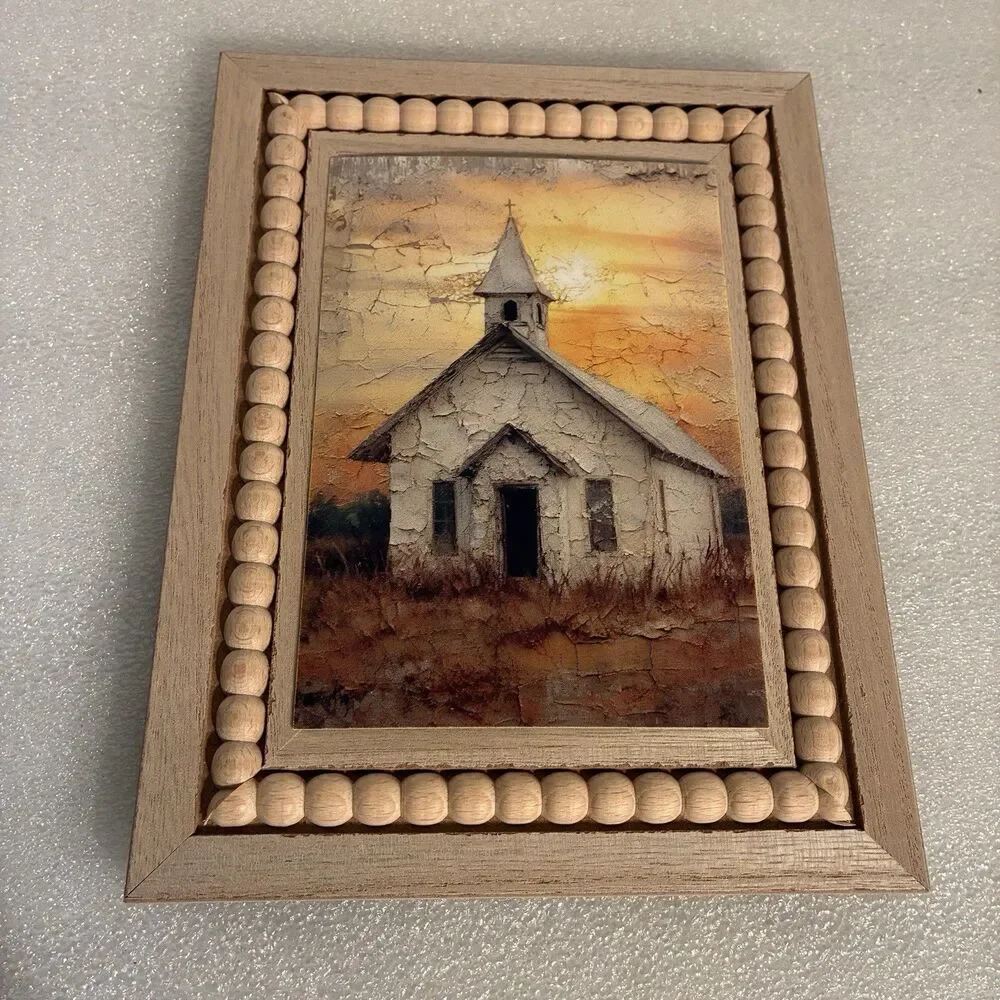 1 Wood Beaded Picture Frame With 5 Holiday Prints To Rotate. Use On Wall Or Desk